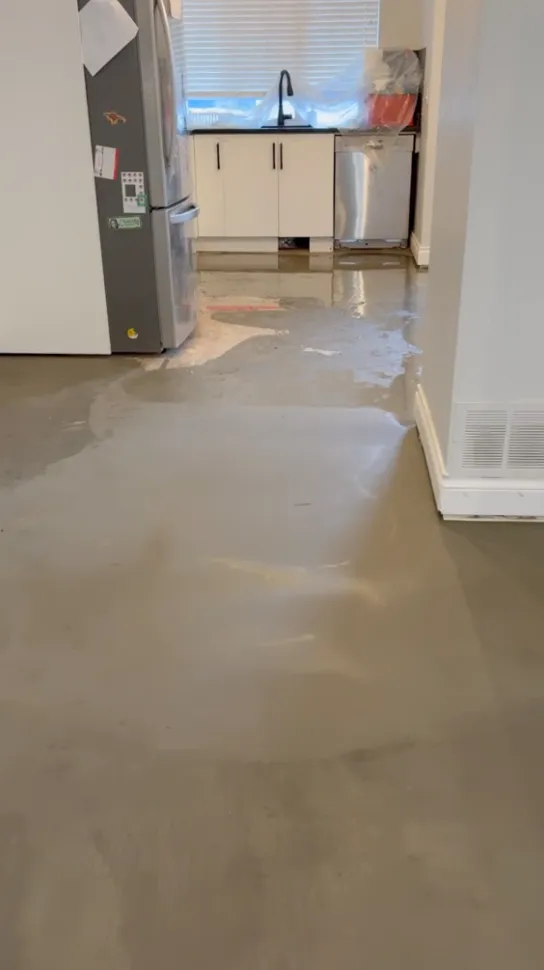 before/after photo of a leveled subfloor